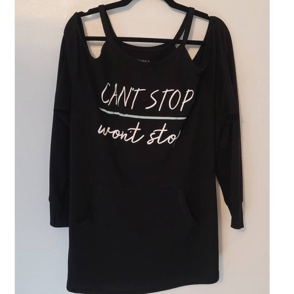 NWT! Torrid Active Size 3 CAN'T STOP BLACK COLD SHOULDER SWEATSHIRT - Picture 2 of 9